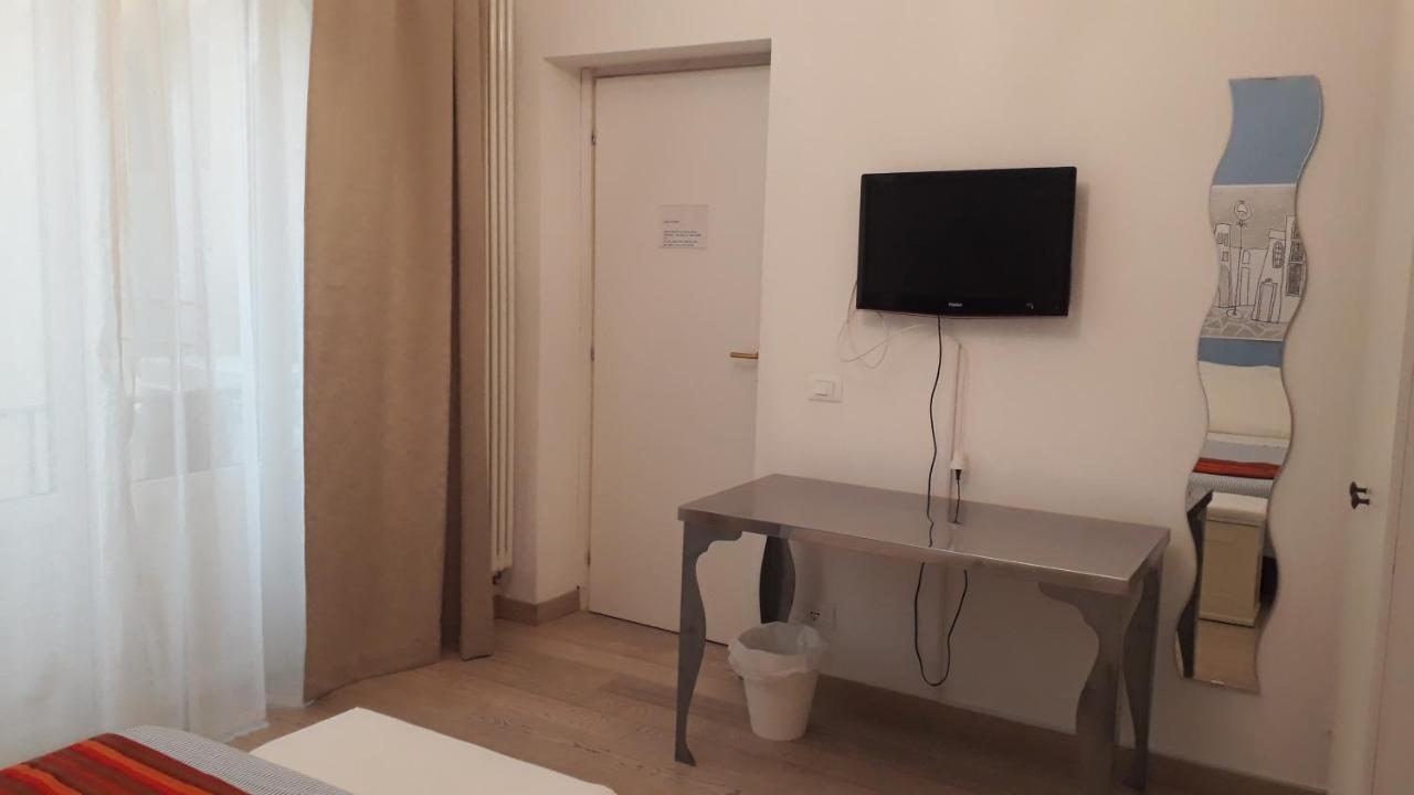 Sacra Domus Apartment Рим Екстериор снимка