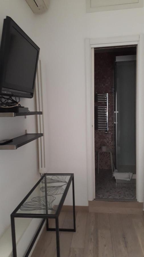 Sacra Domus Apartment Рим Екстериор снимка